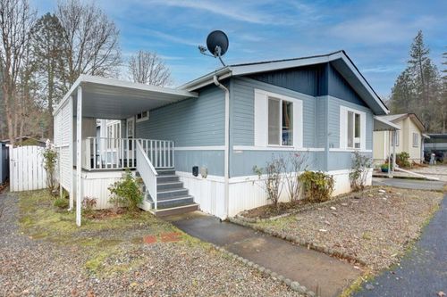 70-22071 Highway 62, Shady Cove, OR, 97539-9419 | Card Image