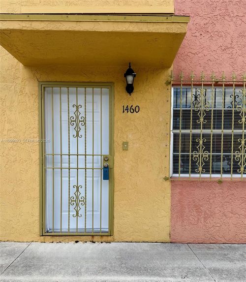 1460-1460 W 41st St, Hialeah, FL, 33012-5943 | Card Image