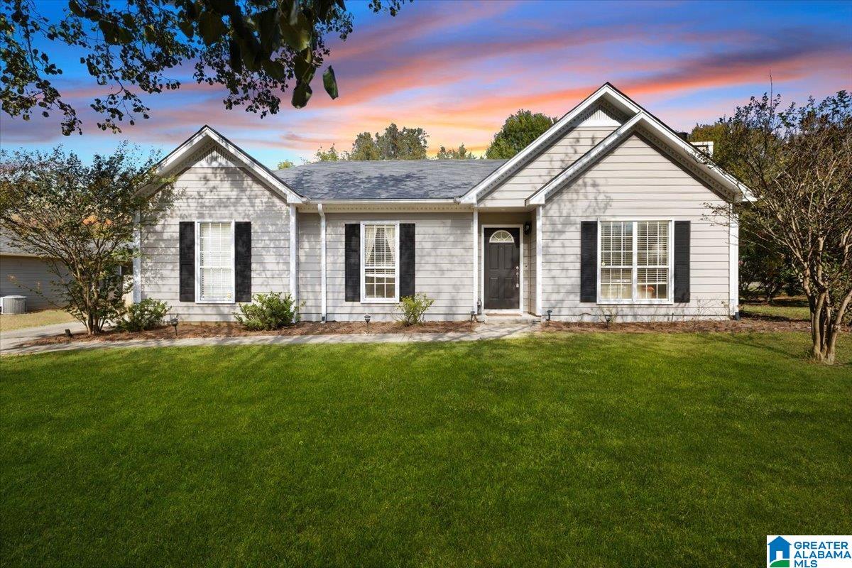 8304 Cahaba Crossing Cir, For Sale in Leeds - eXp Realty