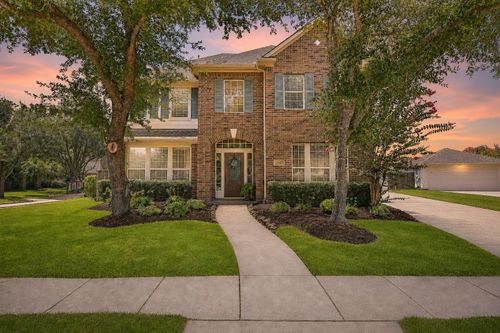3203 Autumn Bay Ct, Friendswood, TX, 77546-5372 | Card Image