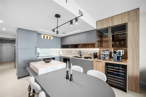 unit-2805-3131 Ne 7th Ave, Miami, FL, 33137-4467 | Card Image