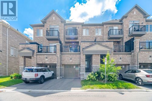 3 Kingfisher Way, Whitby, ON, L1P0K3 | Card Image