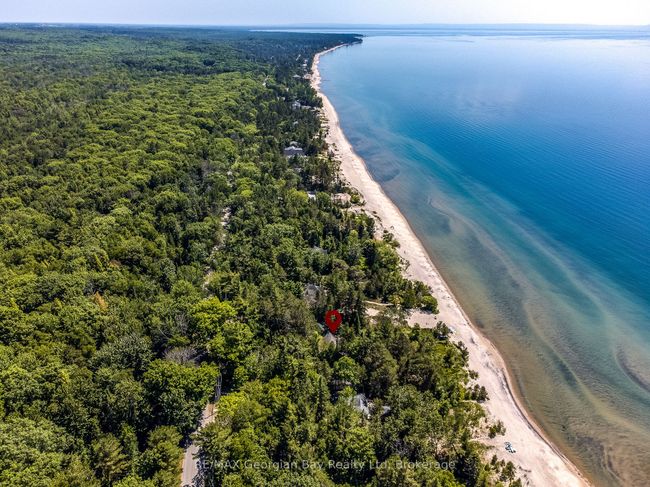 698 Tiny Beaches Rd S, House other with 4 bedrooms, 2 bathrooms and 5 parking in Tiny ON | Image 5