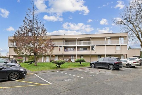55-17708 60 Ave, Surrey, BC, V3S1V2 | Card Image