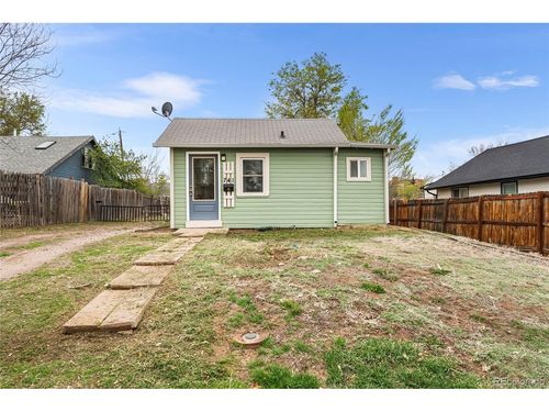 741 Quitman St, Denver, CO, 80204-3005 | Card Image