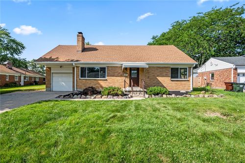 605 Lamont Dr, Kettering, OH, 45429-3215 | Card Image