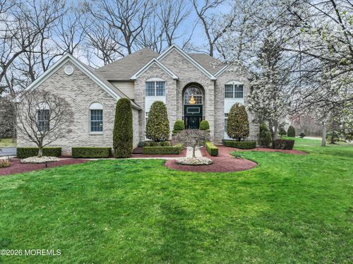 61 Lions Ct, Freehold, NJ, 07728-9352 | Card Image