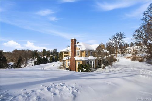 2 Lodge Rd, Briarcliff Manor, NY, 10510-1214 | Card Image