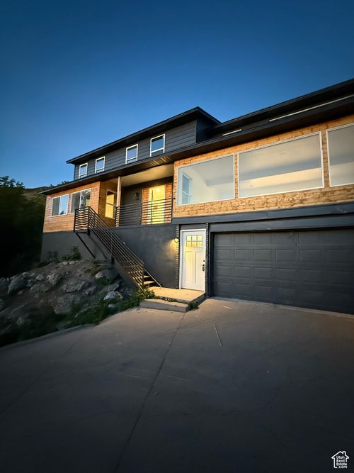 3551 S 950 E, Bountiful, UT, 84010-3341 | Card Image