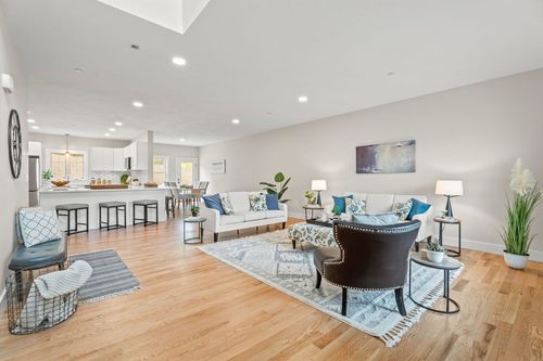 27-71 Driftwood, Sandown, NH, 03873 | Card Image