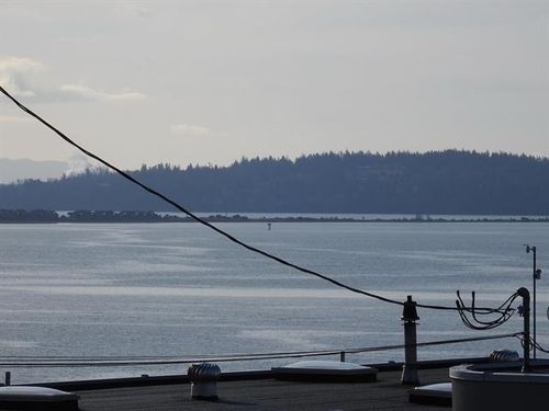15519 Columbia Ave, White Rock, BC, V4B1K5 | Card Image