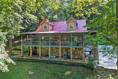 2641 Chimney Springs Rd, Cookeville, TN, 38506-8642 | Card Image