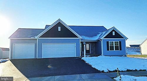 356 Lloyd Ln, YORK, PA, 17406 | Card Image