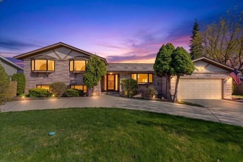 7910 N Panorama Dr, Spokane, WA, 99208-8869 | Card Image