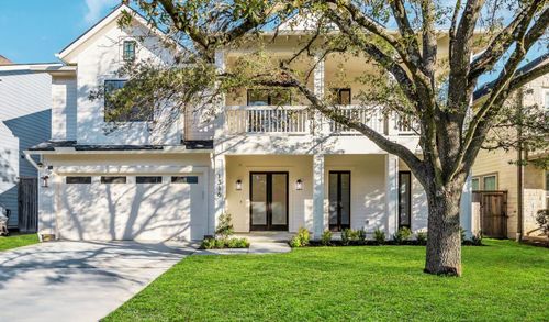 1316 Althea Dr, Houston, TX, 77018-5233 | Card Image