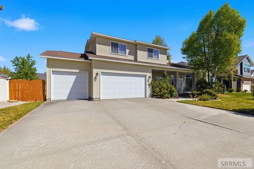 1095 Monaghan Ct, Idaho Falls, ID, 83404-8163 | Card Image