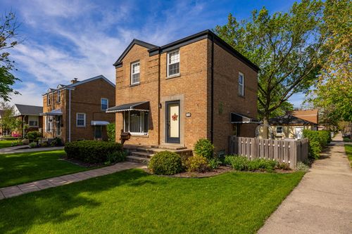 2500 S 7th Ave, North Riverside, IL, 60546-1235 | Card Image
