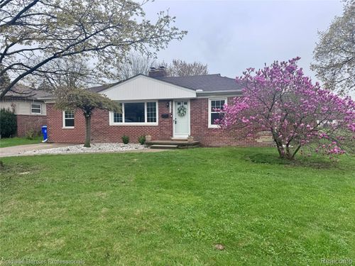 33103 Edgegrove, Fraser, MI, 48026-2074 | Card Image