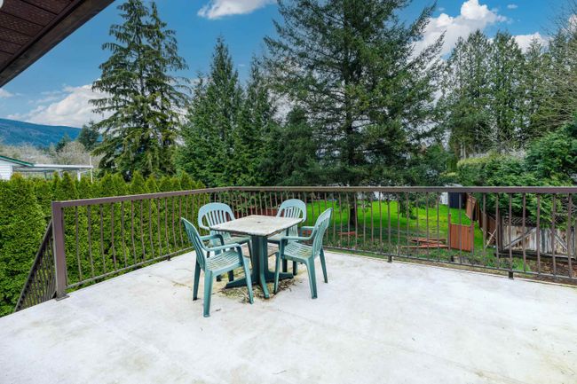 3922 Cedar Drive, House other with 4 bedrooms, 3 bathrooms and 4 parking in Port Coquitlam BC | Image 11