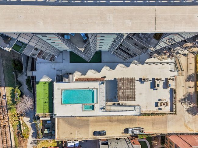 APT-403 - 1001 Belleview St, Condo with 2 bedrooms, 2 bathrooms and null parking in Dallas TX | Image 38