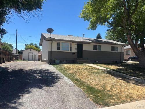 3720 Hollybrook Ln, Pueblo, CO, 81005-3257 | Card Image