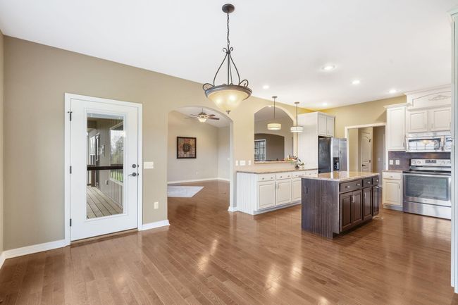 Table Rock Lake Home | Image 22