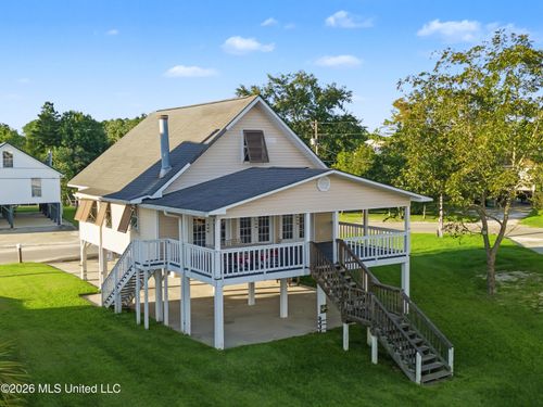6239 Pontiac Drive, Kiln, MS, 39556 | Card Image