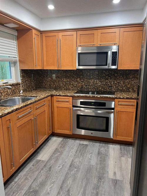 apt-104-11163 Nw 7th St, Miami, FL, 33172-3605 | Card Image