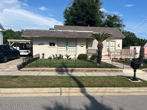 112 Azalea Drive, Biloxi, MS, 39530 | Card Image