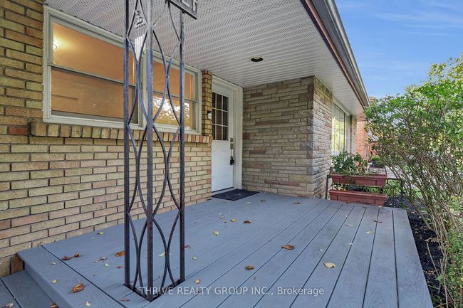 371 High St, House other with 3 bedrooms, 2 bathrooms and 2 parking in London ON | Image 24