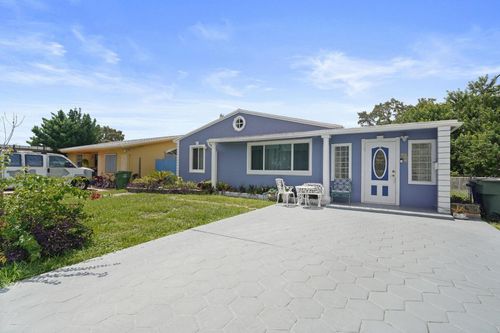 637 Sw 1st Ct, Hallandale Beach, FL, 33009-5308 | Card Image