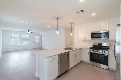 31432 Moore Rd, Magnolia, TX, 77354-5816 | Card Image