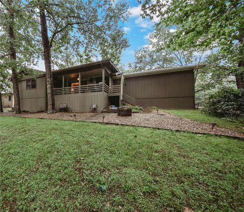33 Churchill Dr, Bella Vista, AR, 72715-6220 | Card Image