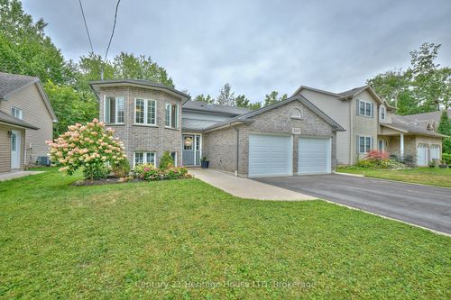 3257 Grove Ave, Ridgeway, ON, L0S1N0 | Card Image