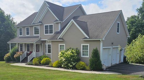 14 Sanok Dr, Campbell Hall, NY, 10916-2432 | Card Image