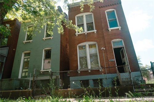 3957 N 11th Street, St Louis, MO, 63107 | Card Image