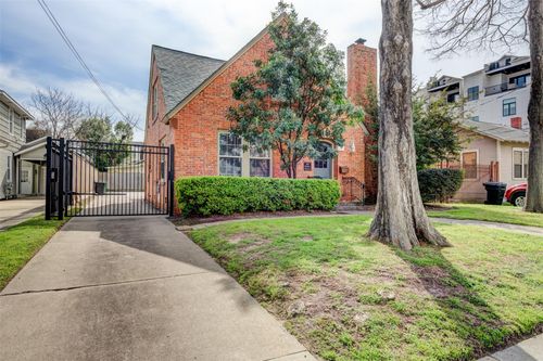 1313 Peden St, Houston, TX, 77006-1195 | Card Image