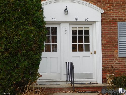 40-43 Conforti Ave, West Orange, NJ, 07052-2831 | Card Image
