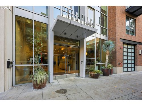 305-922 Nw 11th Ave, Portland, OR, 97209-2776 | Card Image