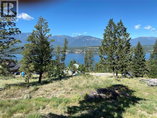 2 Stoddart Estates Dr, Windermere, BC, V0B2L1 | Card Image