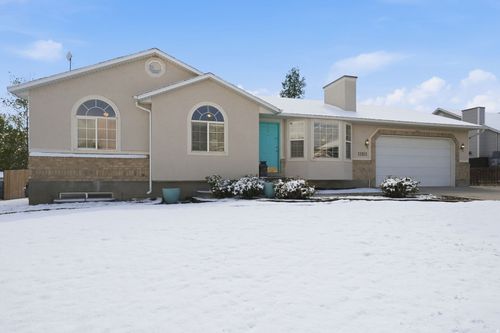 13951 S Haystack Peak Cir, Riverton, UT, 84096-6453 | Card Image