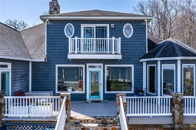 Back deck/ Juliette balcony above. | Image 38