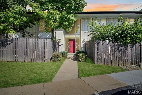 apt-2-10401 Briarbend Dr, Saint Louis, MO, 63146-5667 | Card Image