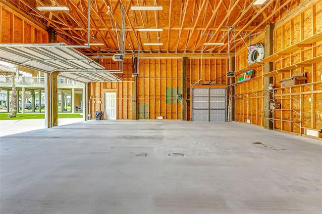 950 Seadrift Dr, House other with 5 bedrooms, 4 bathrooms and null parking in Crystal Beach TX | Image 32
