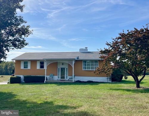 15009 Falling Waters Rd, WILLIAMSPORT, MD, 21795-2055 | Card Image