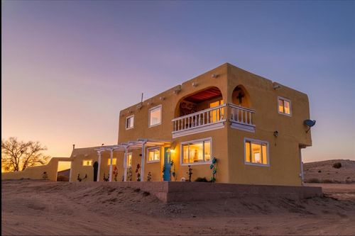 64 County Road 111, Espanola, NM, 87532-9111 | Card Image