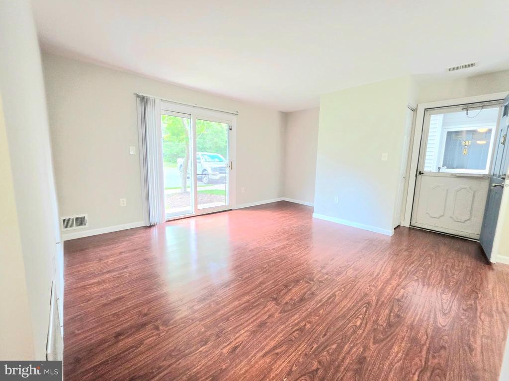 Residential Lease in TRENTON 2