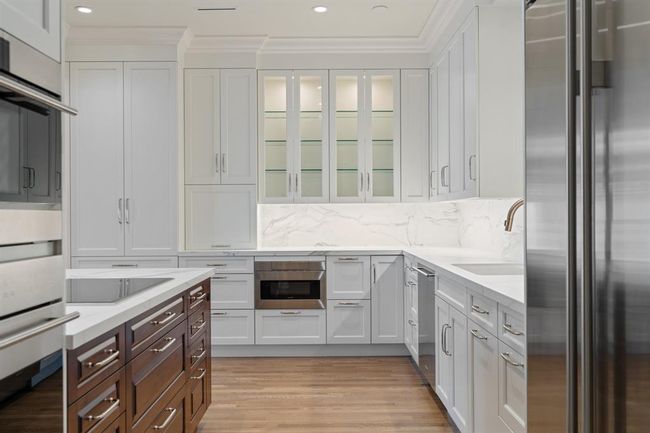 Abundant storage and lower cabinetry with full extension drawers. | Image 9