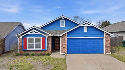 205 W 45th Street, Sand Springs, OK, 74063 | Card Image