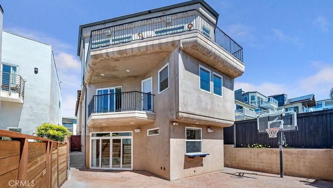 620 13 Th St, House other with 5 bedrooms, 3 bathrooms and 4 parking in Manhattan Beach CA | Image 28